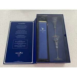 2 New Etched Grey Goose Vodka Crystal Martini Cocktail Glasses + Bottle Tin